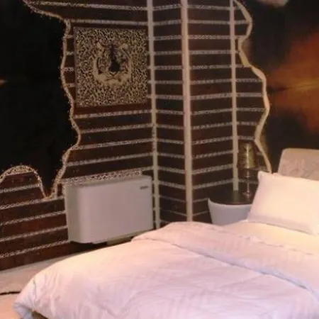Hotel Gkam 3*